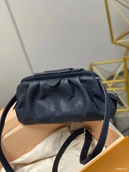 VUITTON LOUIS SCALA POUCH MINI 0808